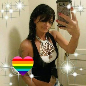 Meet your Posher, Cherrie